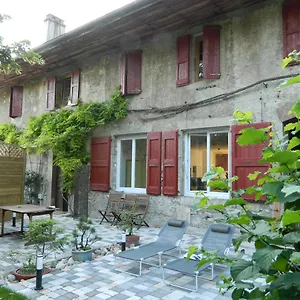 De L'ecole Bed & Breakfast