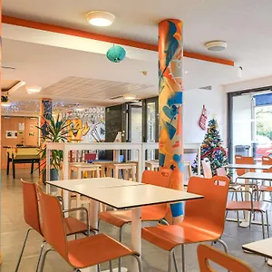 ibis-budget-toulouse-aeroport.midi-pyreneeshotels.com/